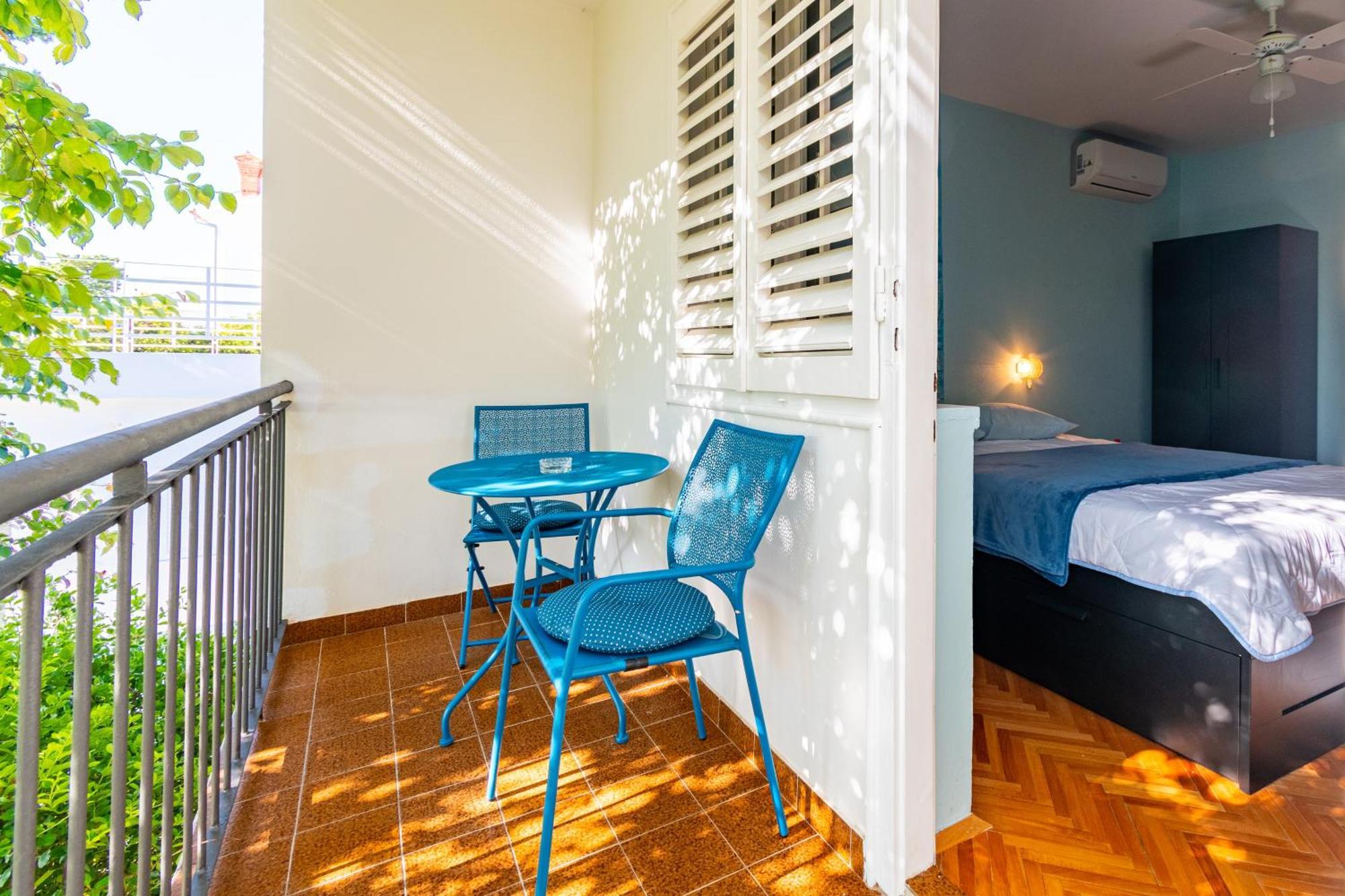 Apartments And Rooms By The Sea Banjol, Rab - 5077 Exterior photo